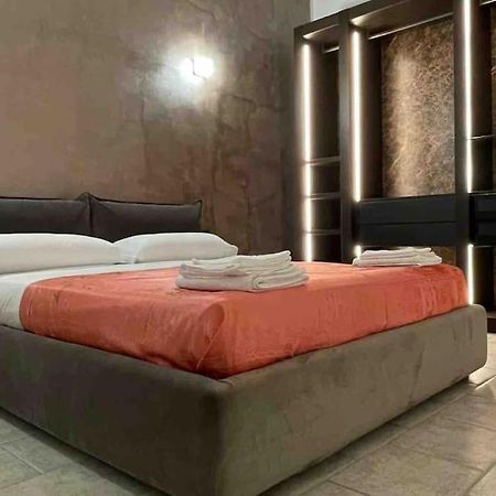 Casa Vacanze Sma93 Apartment Monza Luaran gambar