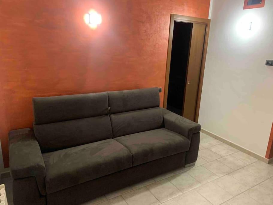Casa Vacanze Sma93 Apartment Monza Luaran gambar