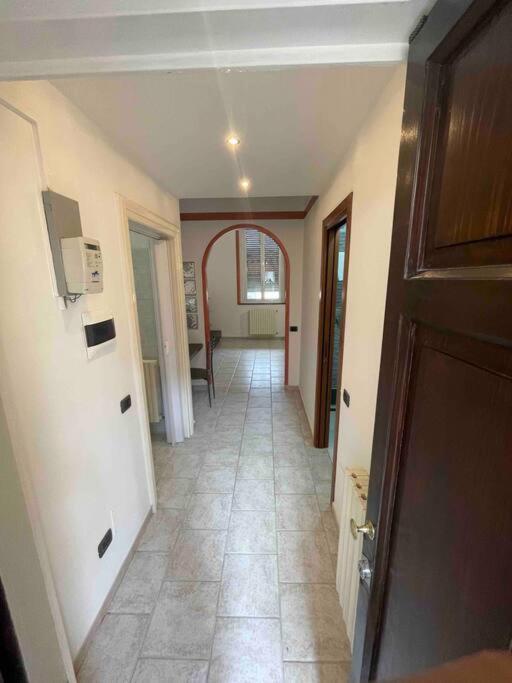 Casa Vacanze Sma93 Apartment Monza Luaran gambar