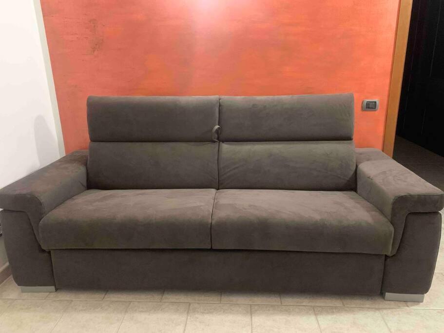 Casa Vacanze Sma93 Apartment Monza Luaran gambar